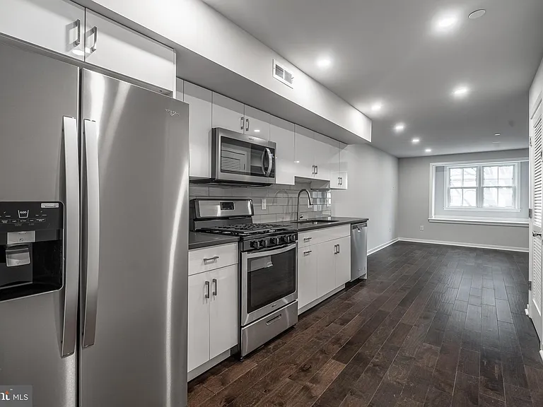 752 S 8th St #2 — Photo 1