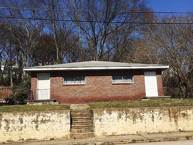 1st image of 214 Henry St