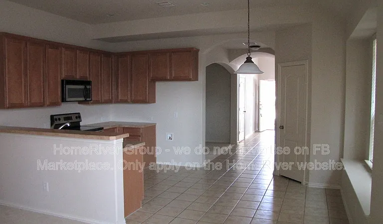 410 Marshall Way — Photo 7