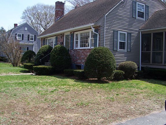 2nd image of 8 Wales Ave