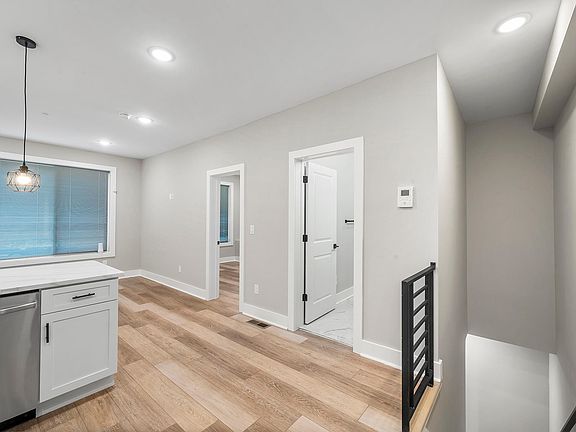 5th image of 1714 N 22nd St #101