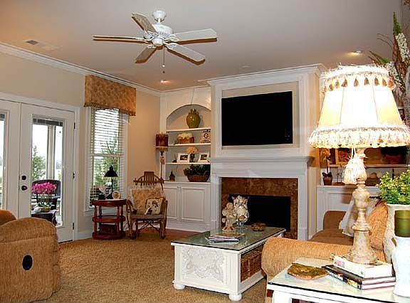 Great Room Overlooks Huge Patio, Lake & Horse Farm