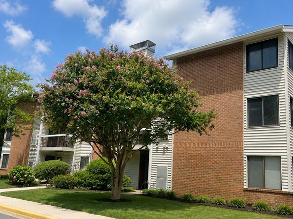 1110 Castle Harbour Way Unit 3C