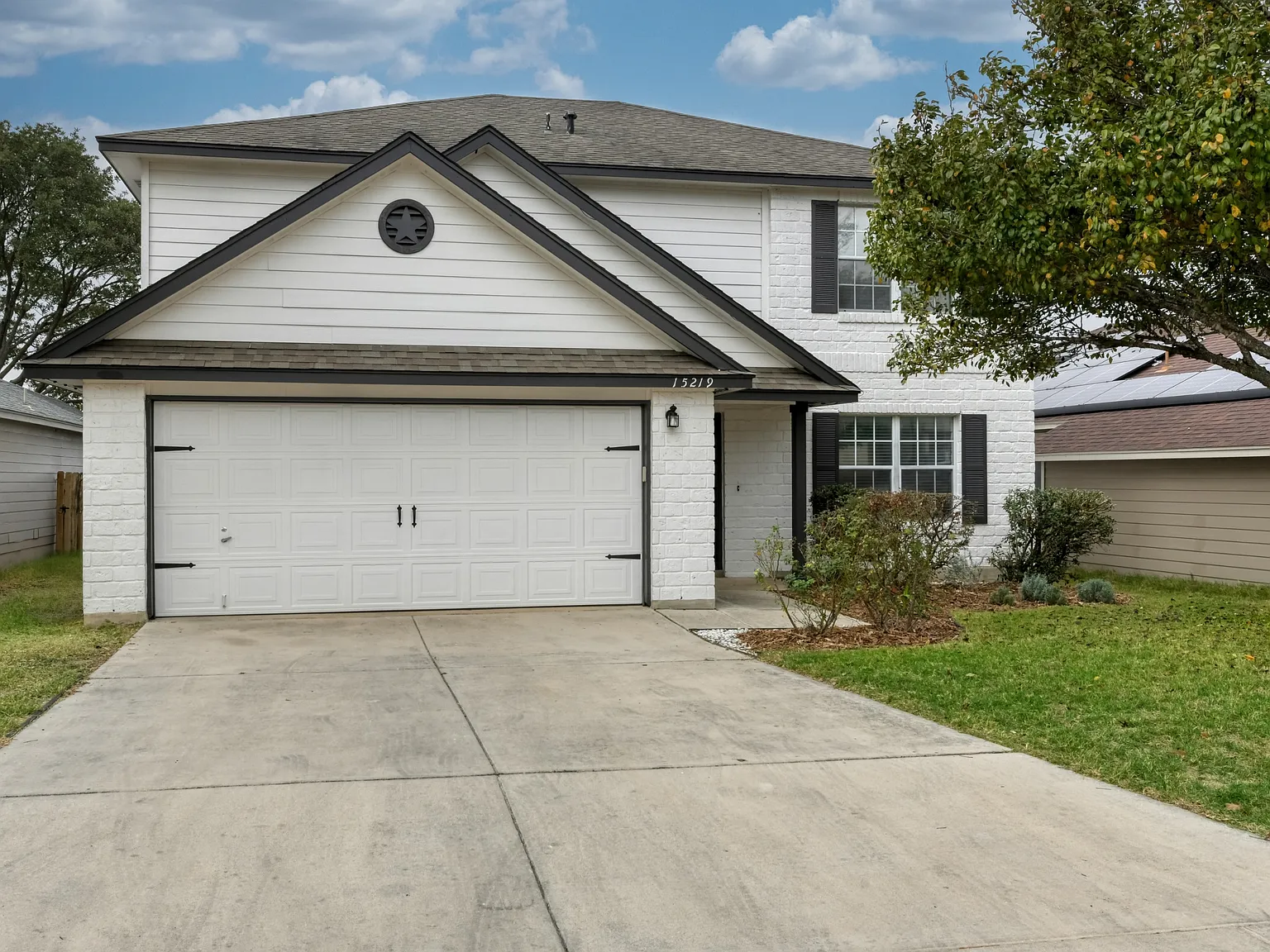 15219 Spring Land - 1 — Photo 1