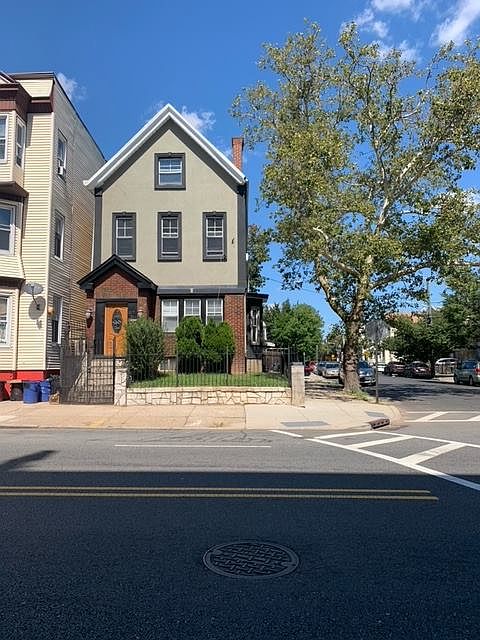 1st image of 317 S Orange Ave