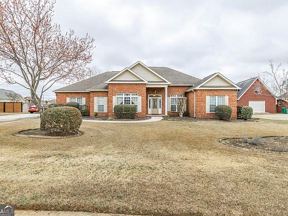 2nd image of 234 Hathersage Dr