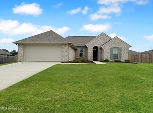 102 Brunswick Cv, Canton, MS 39046