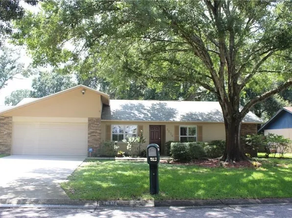 1614 Burning Tree Ln, Brandon, FL 33510