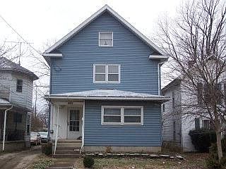 2nd image of 483 Pearl St