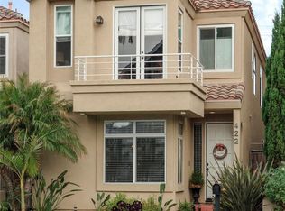 422 8th St, Huntington Beach, CA 92648