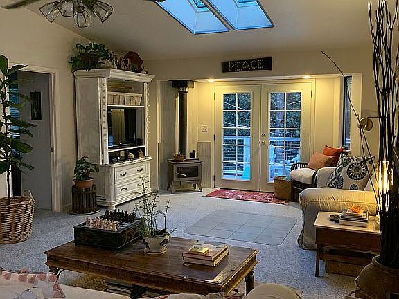 5th image of 46361 Redwood Way