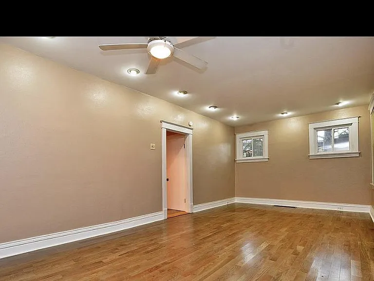 3619 Risch Ave — Photo 20