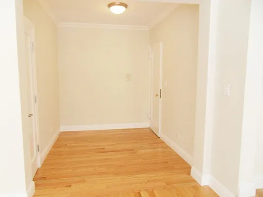 Rented by Stonehenge NYC LLC | media 16