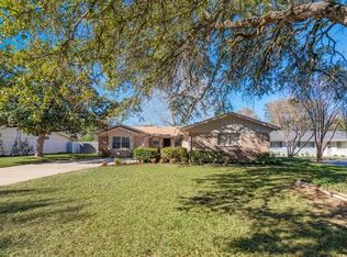 5700 Wedgworth Rd, Fort Worth, TX 76133