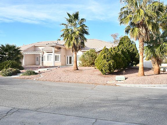 4th image of 2251 Rosanna St