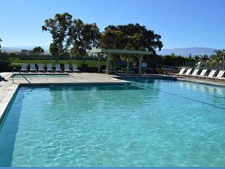 Community pool
