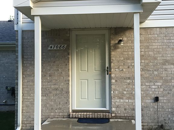 3rd image of 47086 Auburn