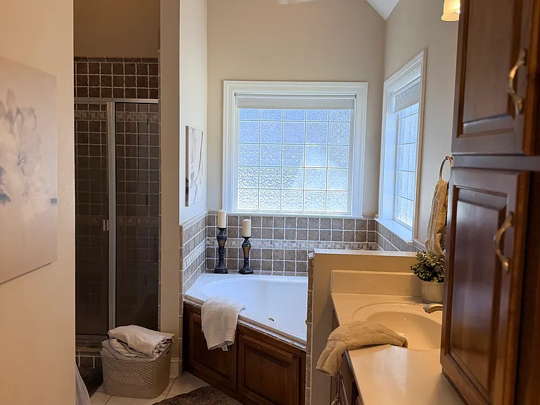9866 Field Crest Dr — Photo 12
