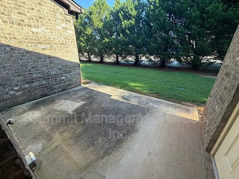 860 S Harkness St #H — Photo 31