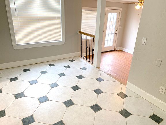 4th image of 7826 Janak Dr