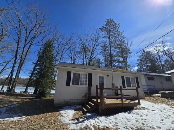 2944 Lakehill Dr, Curran, MI 48728