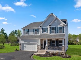 5835 Vine Ln, Linden, VA --