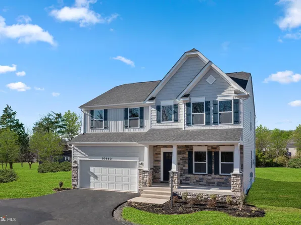 5835 Vine Ln, Linden, VA