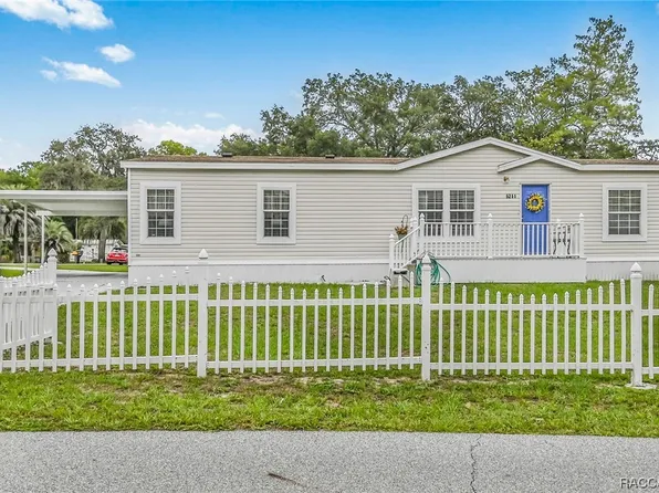 5211 S Castlelake Ave, Floral City, FL 34436