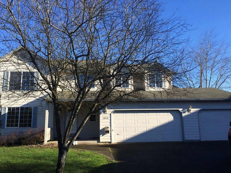 1st image of 16315 NE 35th Cir