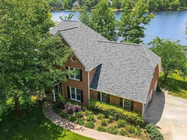75 Springridge Ct, Newnan, GA 30265
