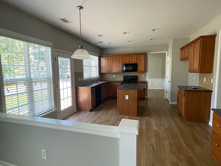 2310 Vistoria Dr — Photo 6