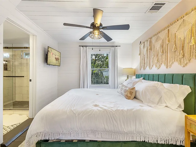 206 N Rusk St — Photo 20