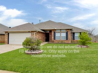 805 E Linden Ln, Mustang, OK 73064