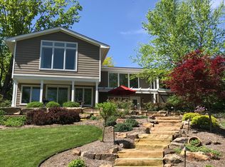 9585 W Marshall Dr, Columbus, IN 47201