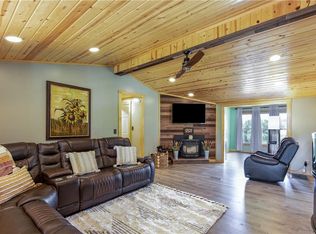 132 Abby Rd, Burnsville, NC 28714