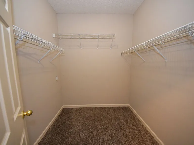 2648 Plum Creek Dr — Photo 18