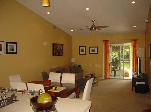 family room 