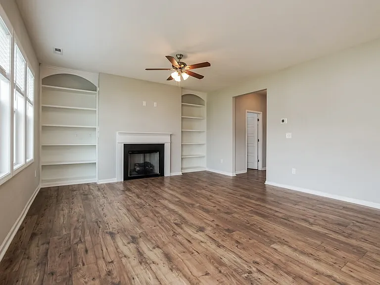 12 Patagonia Pl — Photo 5