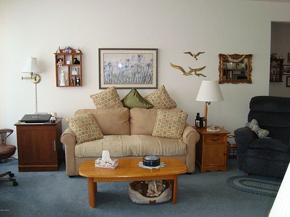 3rd image of 13620 W White Rock Dr