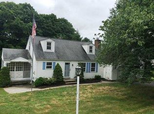 76 Grove St, Wallingford, CT 06492