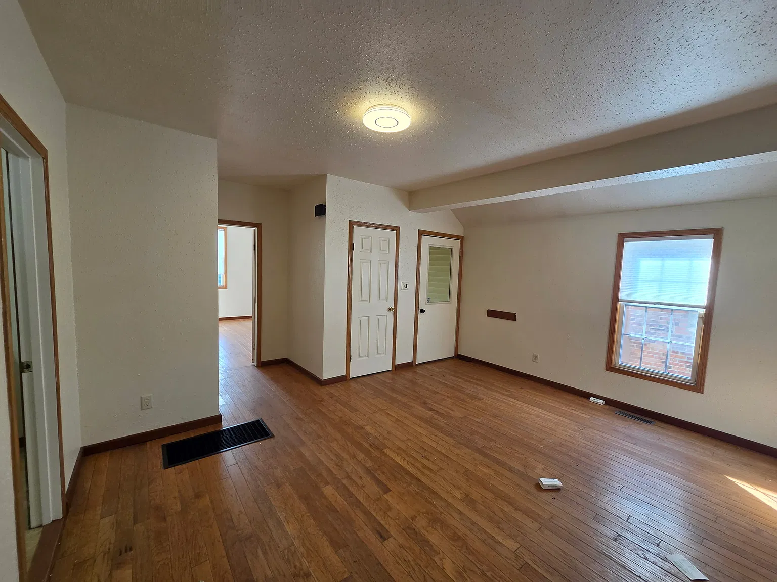 3 bed, 1435 sqft, $1,700 — Photo 4
