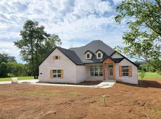 1362 S Spring Loop, Fayetteville, AR 72703