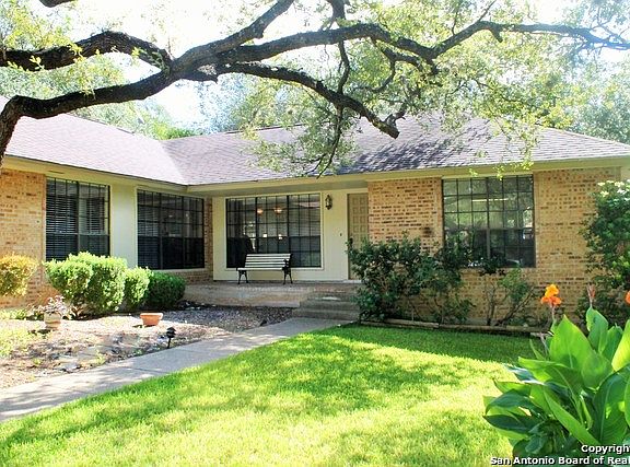 5th image of 15106 Mule Tree St