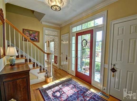 2nd image of 1313 Lovingston Ln