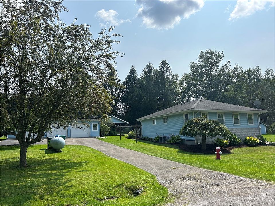 1st image of 1777 Linda Ave