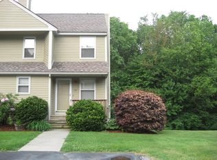 79 Pennacook Dr, Leominster, MA 01453