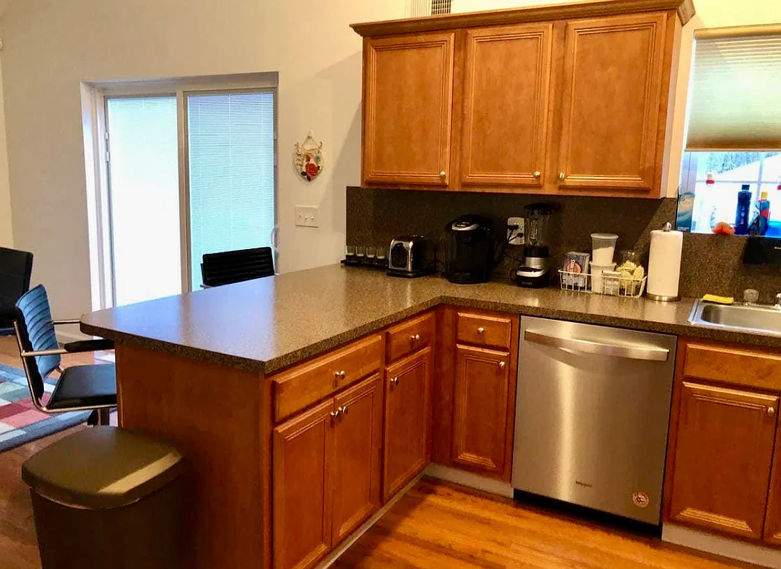 3 bed, $1,195 — Photo 4