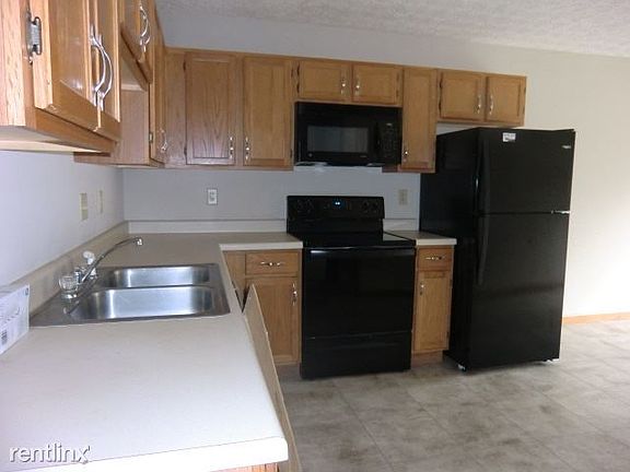 23 S trace kitchen (2)