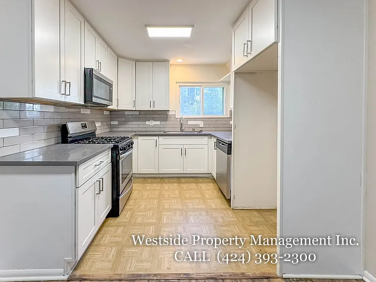 425 E Tamarack Ave #3 — Photo 5