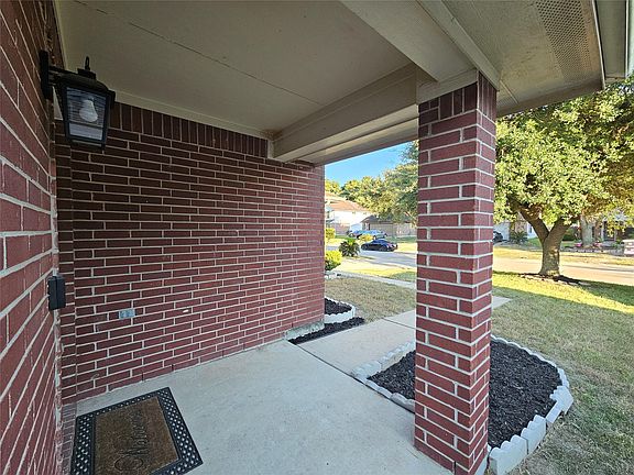 5th image of 13111 Cherryglade Ct